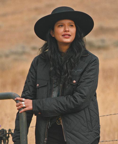 Yellowstone Avery Season4 Black Quilted Jacket full image 