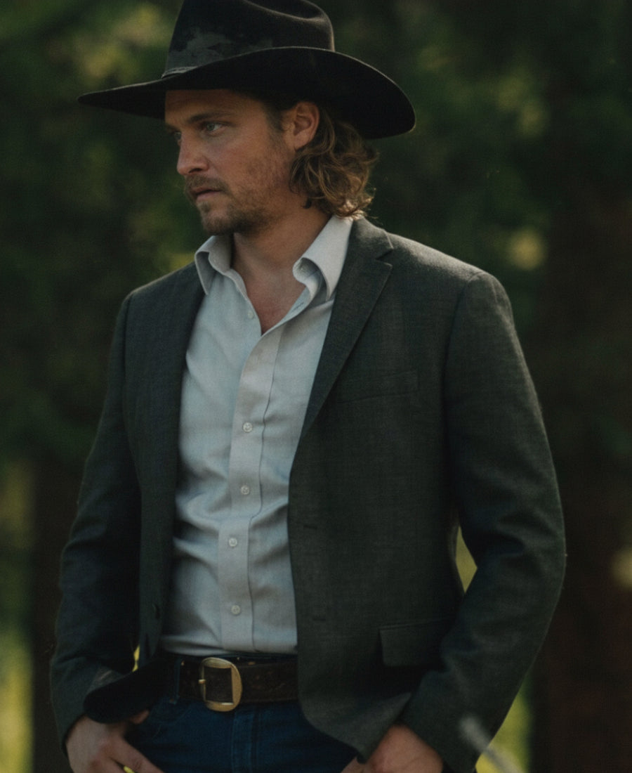 Yellowstone Season 5 Kayce Dutton Blazer 2