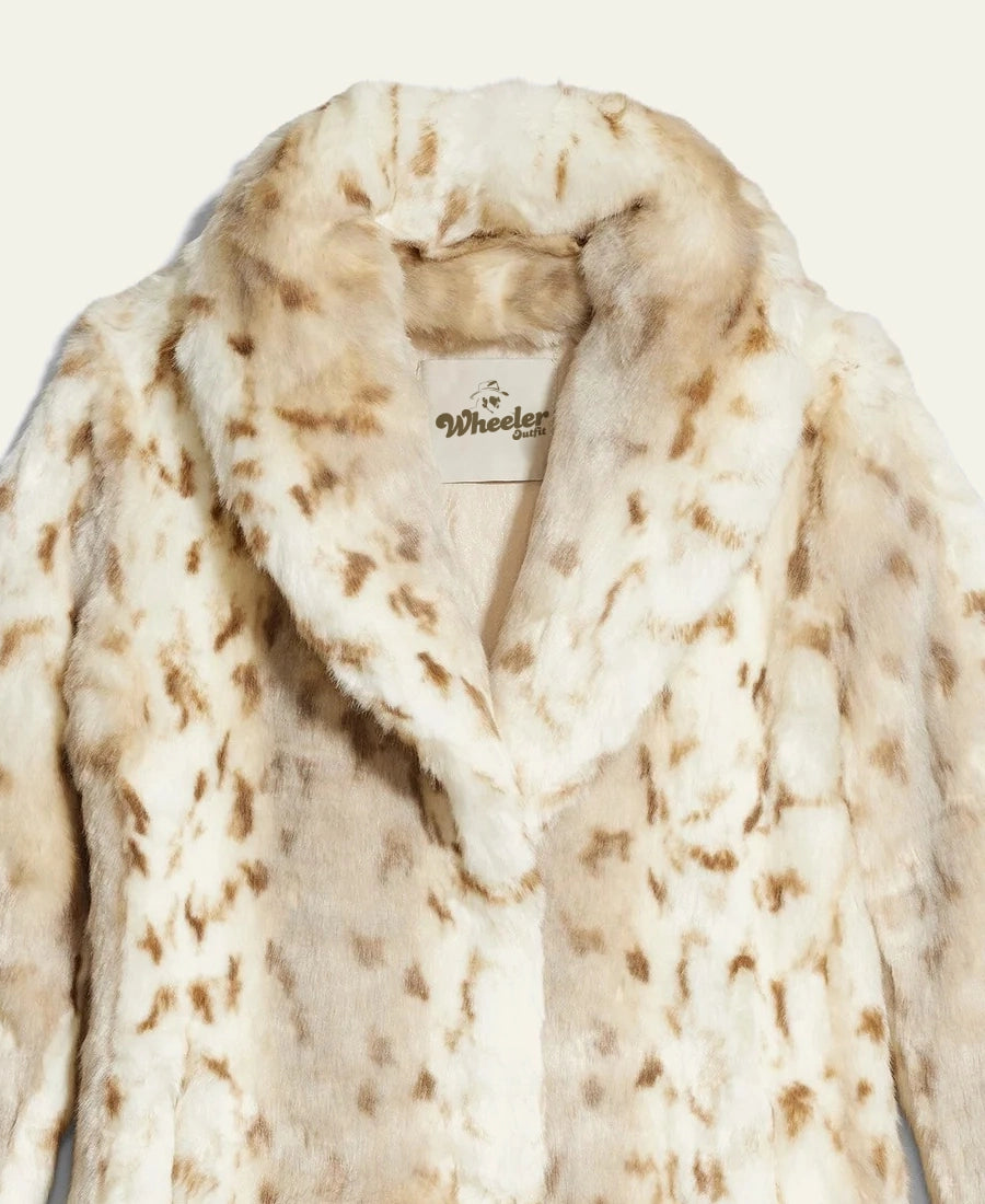 Beth Dutton White Leopard Coat - Yellowstone