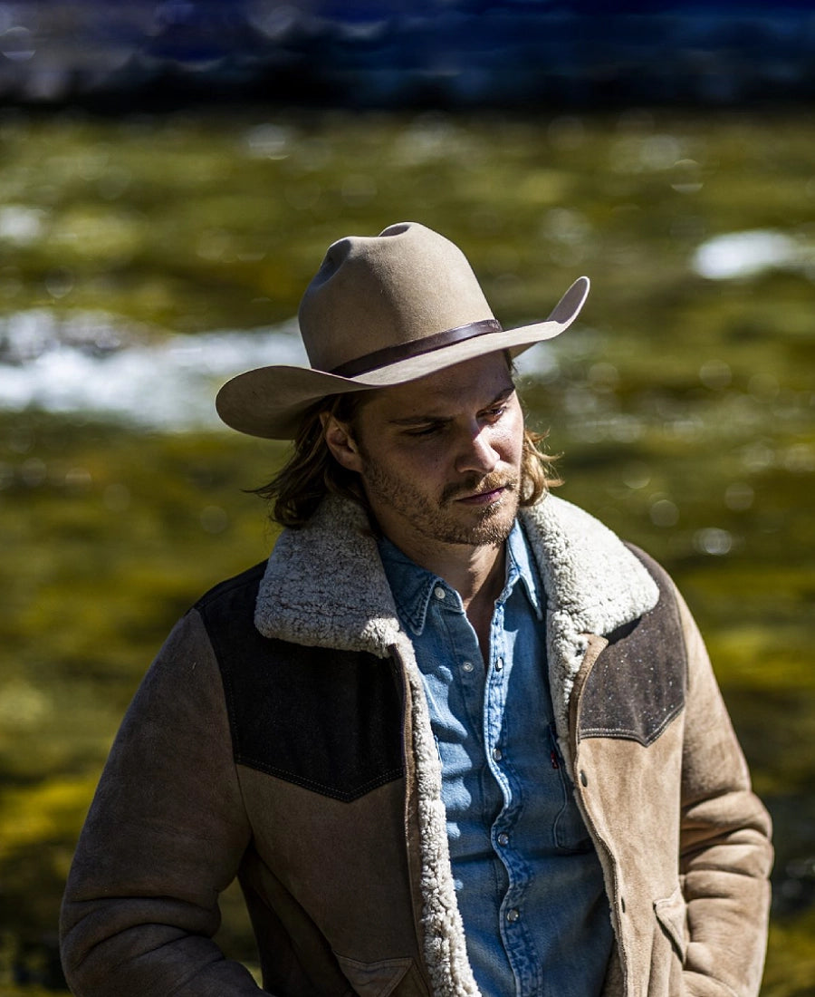 Yellowstone Kayce Dutton Suede Leather Jacket – Season 5
