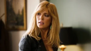 Yellowstone Beth Dutton Wear a Black Leather Jacket