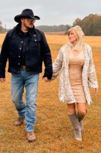 Yellowstone rip and beth costumes