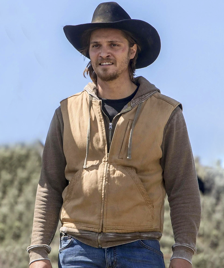 Man wearing a cowboy hat and beige vest in an outdoor setting kayce dutton Yellowstone cotton vest